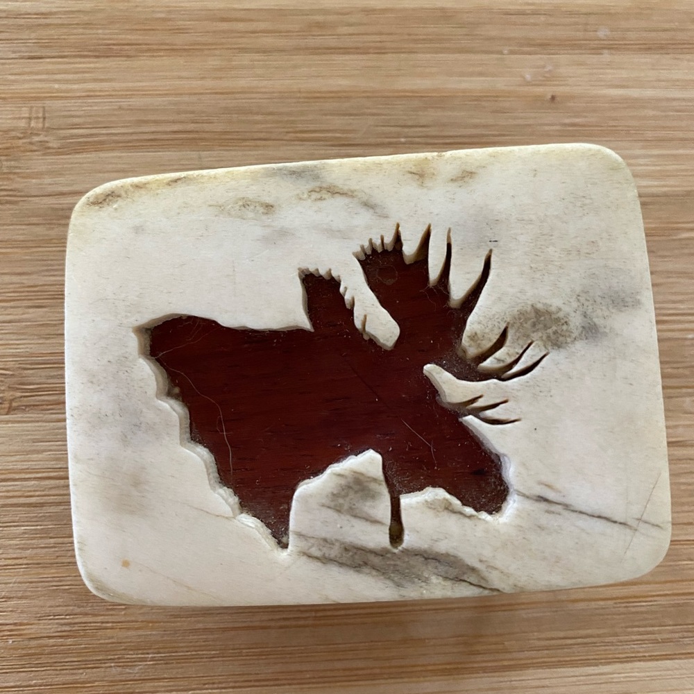 Alaskan Belt Buckle walrus ivory cut-out - Picture 7 of 9